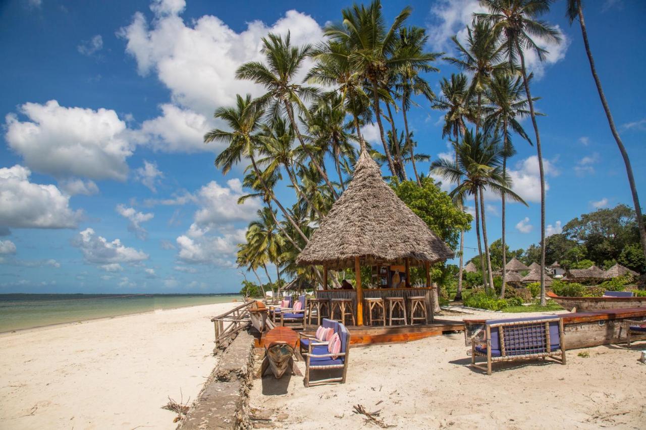 Antonio Beach Tree House Hotel & Spa Uroa Dış mekan fotoğraf