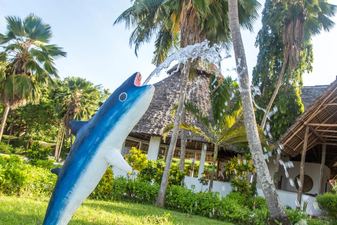 Antonio Beach Tree House Hotel & Spa Uroa Dış mekan fotoğraf